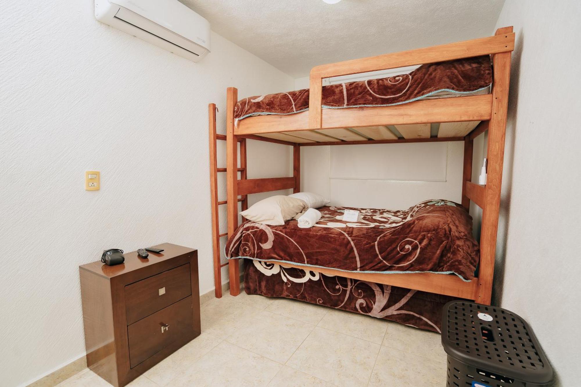 Depa 100 Por Ciento Familiar Cerca Del Mar Con Roff Garden Y Jacuzzi Appartement Acapulco